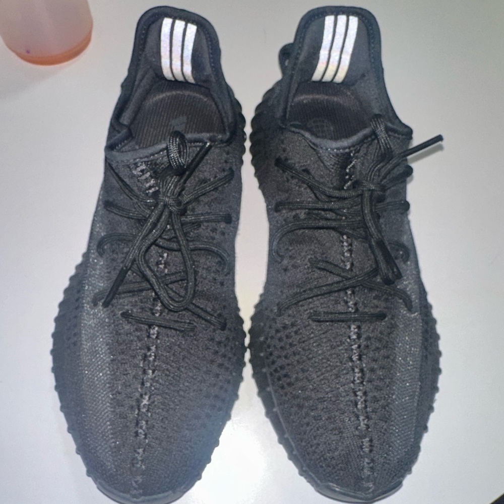 Yeezy Boost 350 V2 ‘onyx’